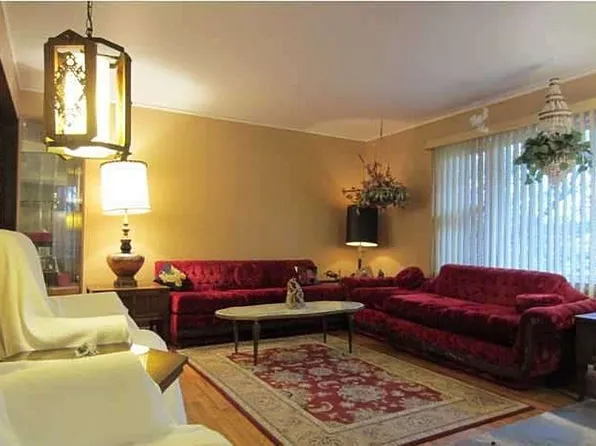 73 Brookwood Pkwy, Jackson, NJ 08527
