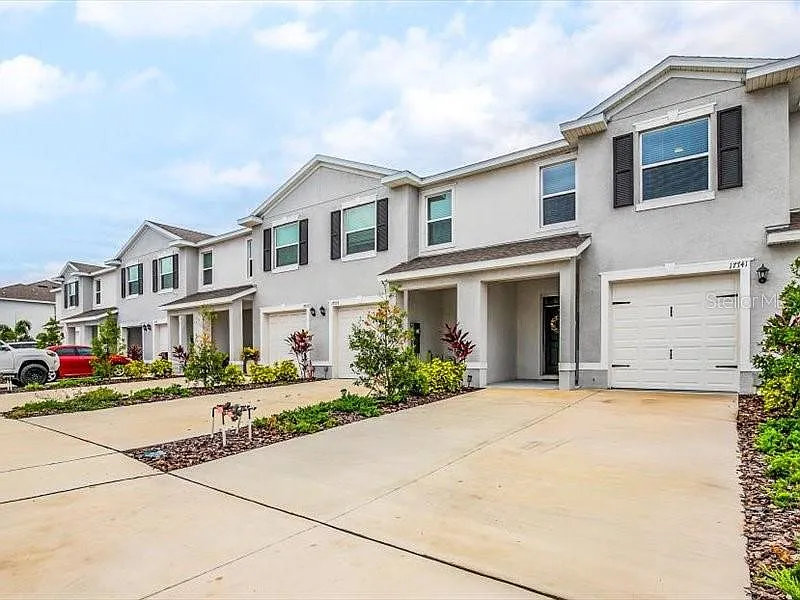 Building Photo - 17741 Crescent Moon Loop