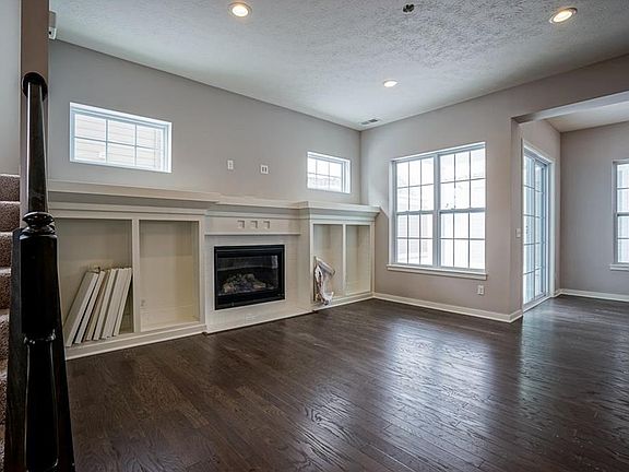 4th image of 1706 Rossmay Dr