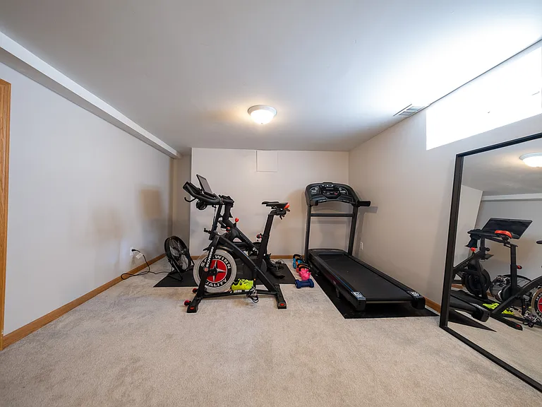 2916 Johnson St NE — Photo 18
