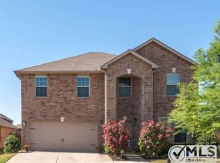 5833 Deck House Rd, Fort Worth, TX 76179