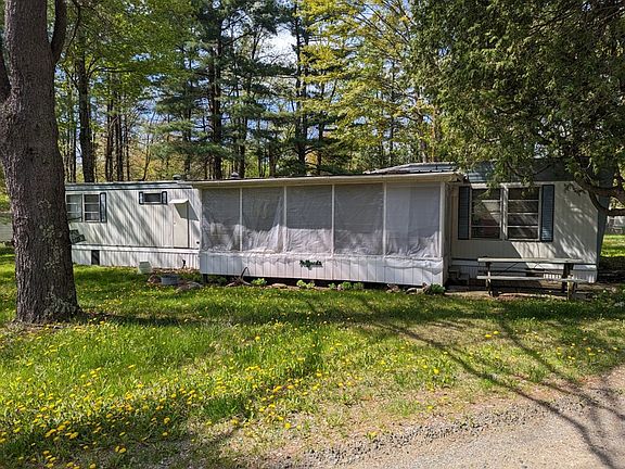 4th image of 14 Spruce Ave