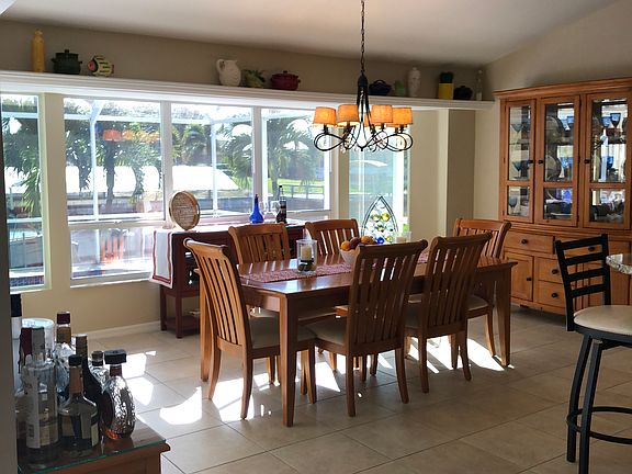 2nd image of 2926 SW 39th St