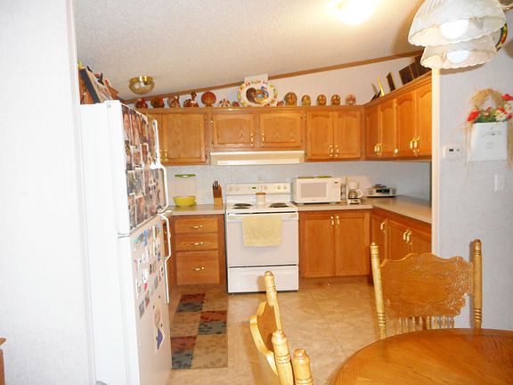 3rd image of 909 S 20th St