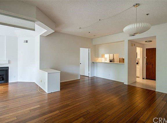 3rd image of 2571 Plaza Del Amo Unit 111