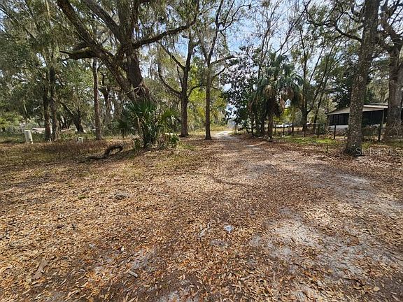 3rd image of 4210 NE 175th Street Rd