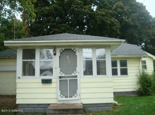 302 E Main St, Sturgis, MI 49091
