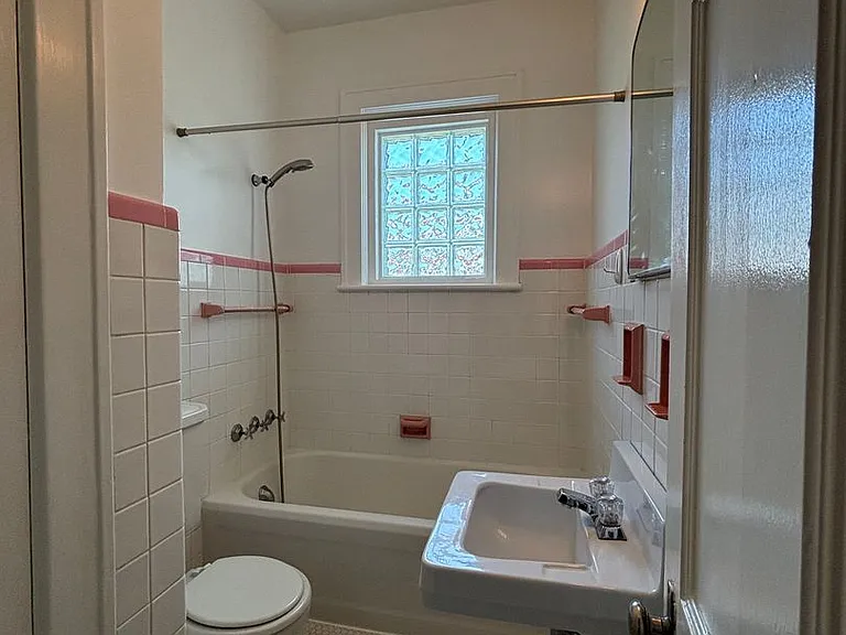 104 Fairway Dr — Photo 5