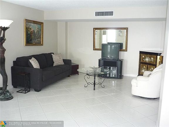 2nd image of 3500 Galt Ocean Dr APT 1505