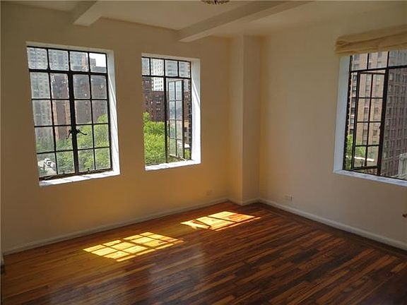 2nd image of 45 Tudor City Pl APT 918