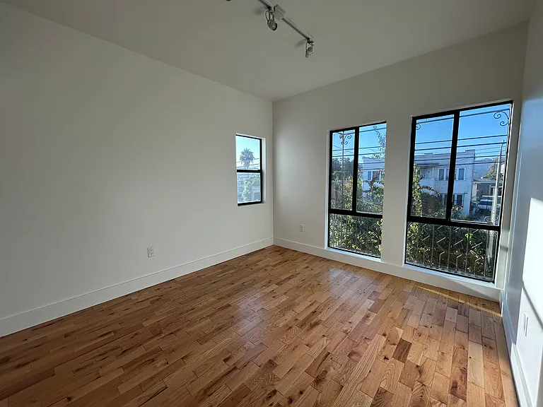 4356 Burns Ave #3 — Photo 8