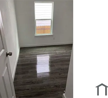 3910 Woolworth St #A — Photo 10