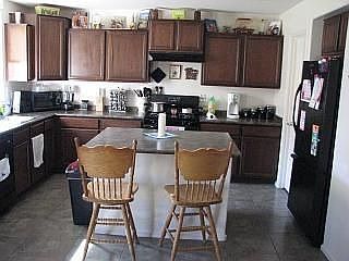4th image of 2337 W Skinner Dr