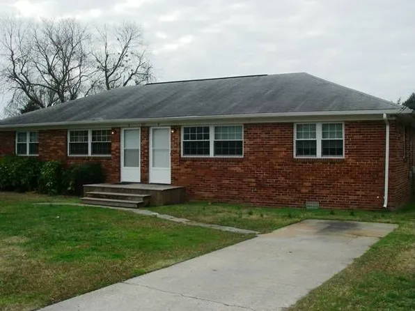 421 West Ln #B, Virginia Beach, VA 23454