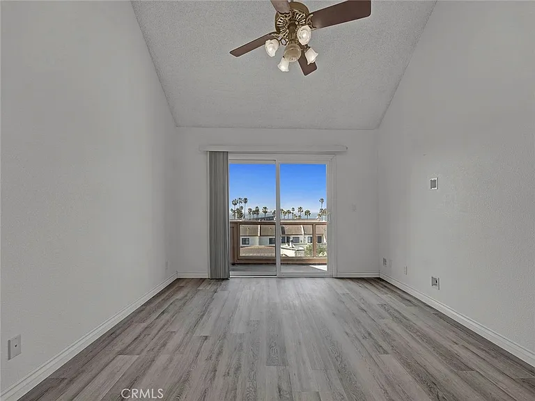 630 Island View Cir — Photo 20