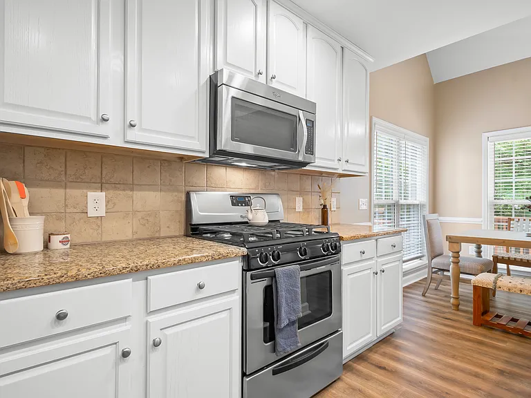 7309 Windy Pine Cir — Photo 5