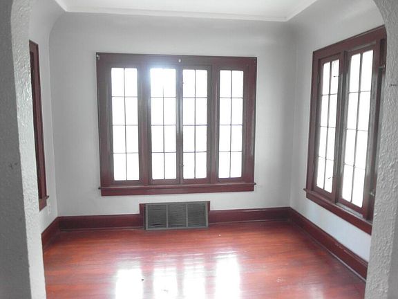 5th image of 5839 N 35th STREET