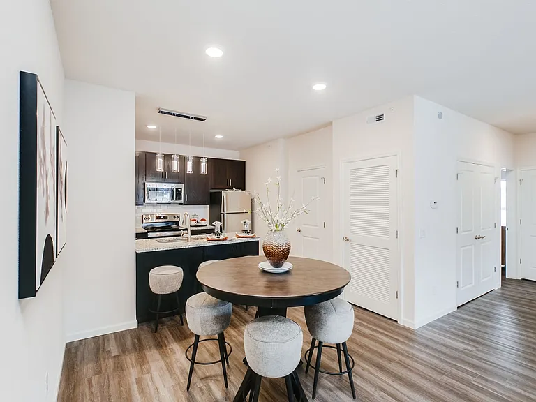1455 Park West Ct #202 — Photo 7