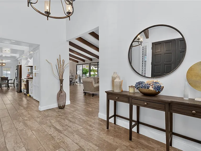 75407 Montecito Dr — Photo 4