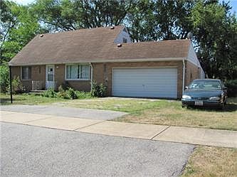 2nd image of 6421 W 82nd Pl