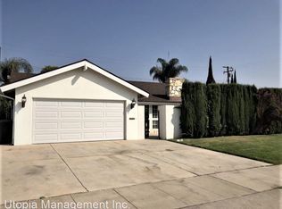 207 E Woodstock Ave, Orange, CA 92865