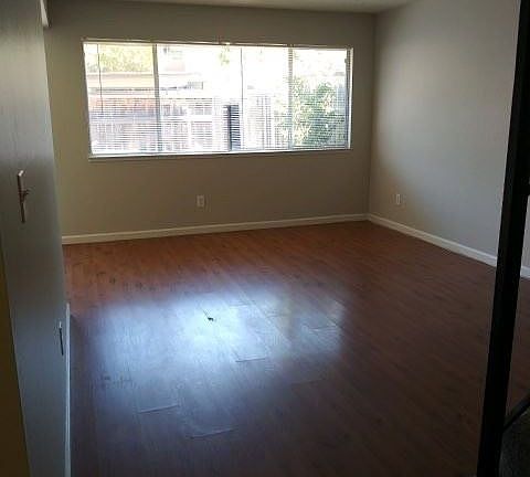 2nd image of 5050 Greenberry Dr