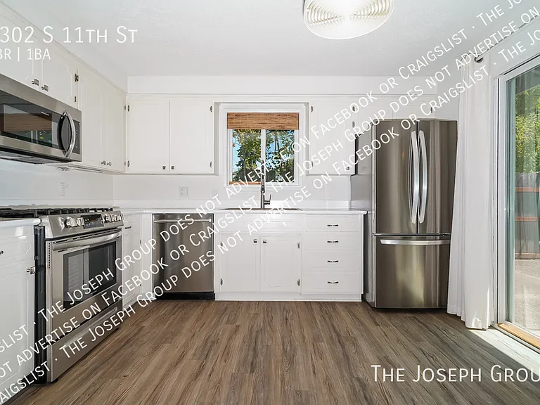 4302 S 11th St — Photo 6