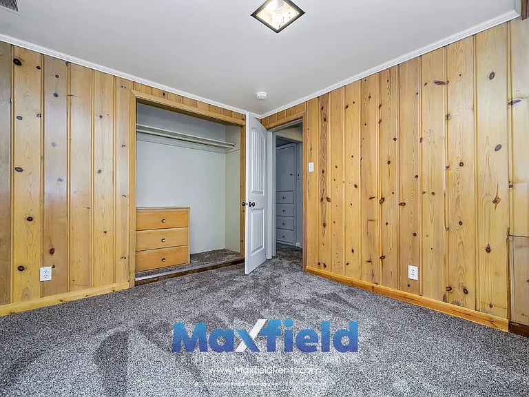 2139 E 1300 S — Photo 32