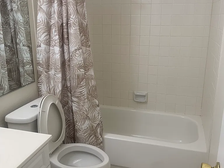 6136 Oakhaven Ln — Photo 9