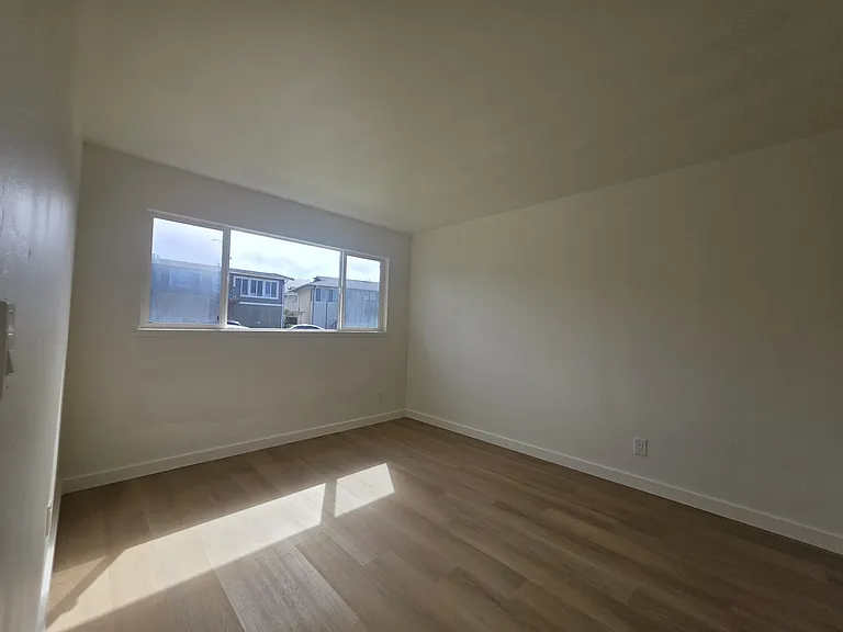350 Esplanade Ave #4 — Photo 4