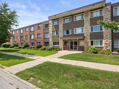 10210 Washington Ave APT 305, Oak Lawn, IL, 60453
