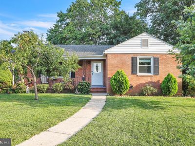 921 Shawnee Dr, Frederick, MD, 21701