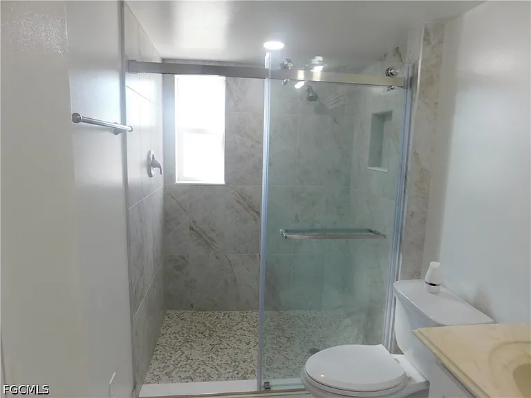 1930 Indian Creek Dr — Photo 23