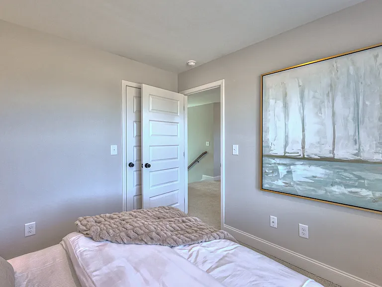2762 Residences — Photo 40