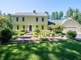 237 Forest St, Dunstable, MA 01827