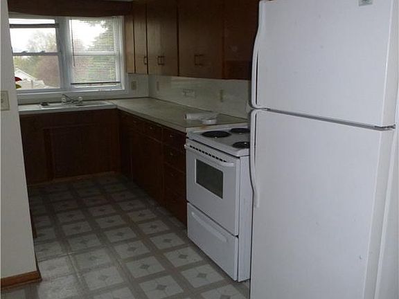 5th image of 1401 G Ave APT 4
