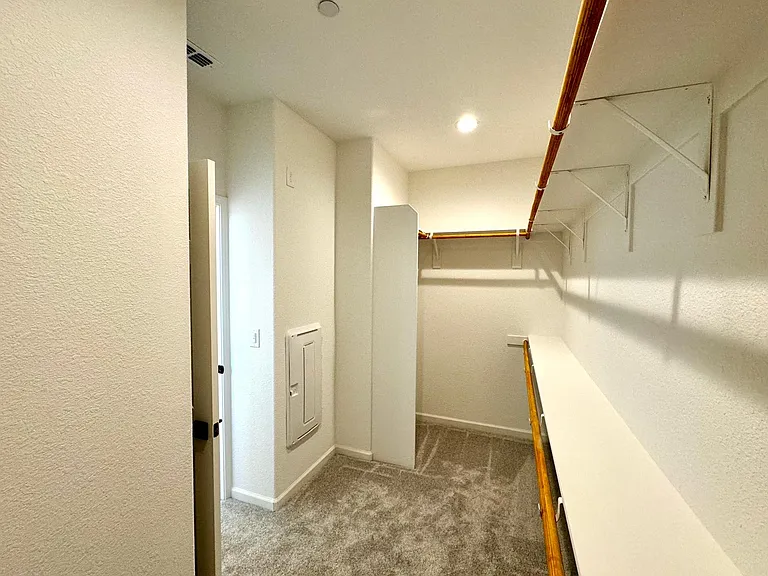 12664 Monterey Pine Ave — Photo 32