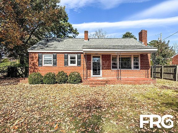2nd image of 1204 Franklin Dr