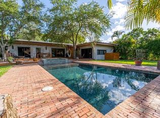 105 NW 92nd St #0, Miami, FL 33150