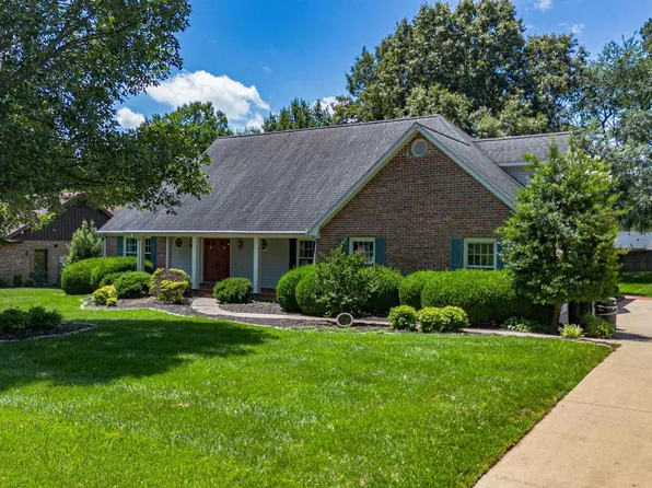 555 Whitney Dr, Paducah, KY 42001