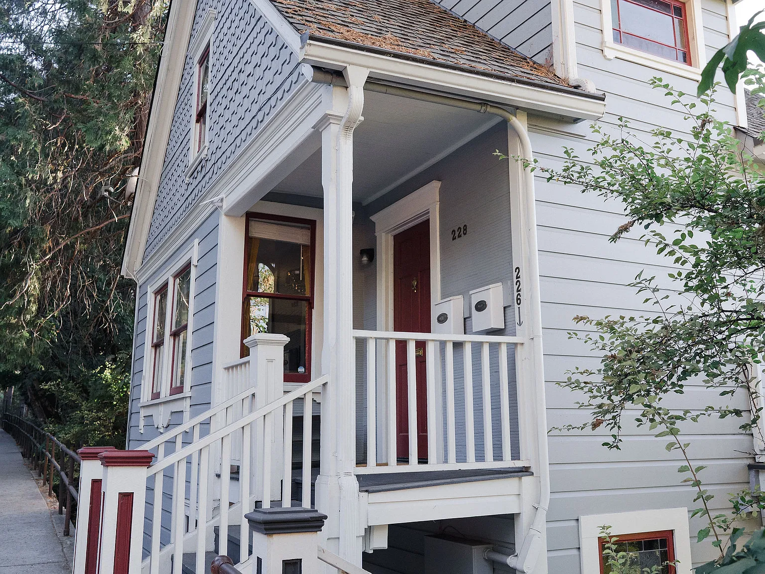 226 Sacramento St — Photo 1