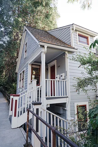 226 Sacramento St Photo 1