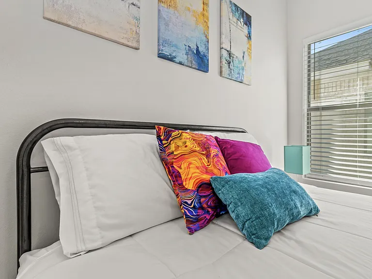 5708 Nightingale Ave #2 — Photo 7