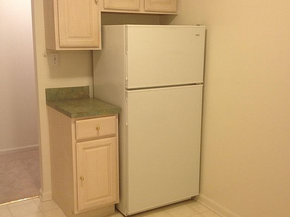 3rd image of 2100 Cedar Run Dr #10575723