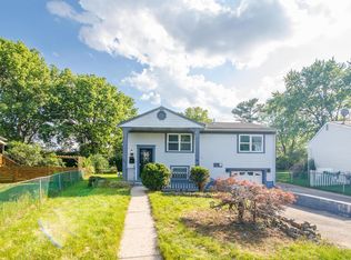 727 Ivorton Rd S, Columbus, OH 43207