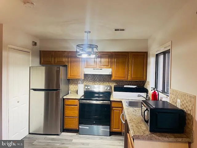 2200 White Cornus Ln — Photo 12