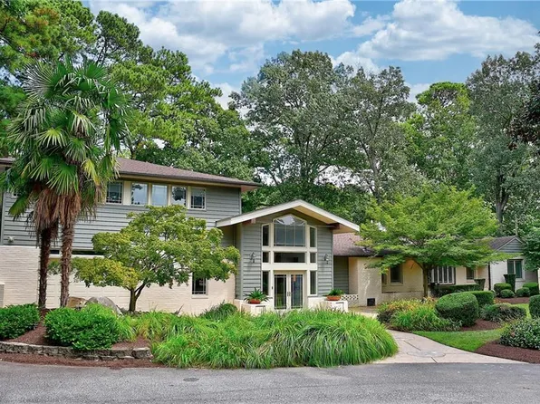 920 Cardinal Rd, Virginia Beach, VA 23451