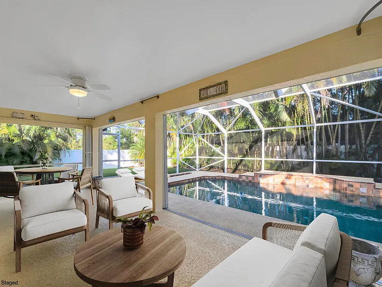 4209 SW McClellen St — Photo 3