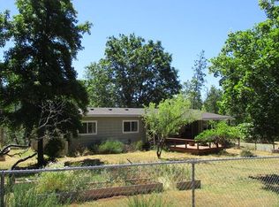 175 Harley Ln, Merlin, OR 97532