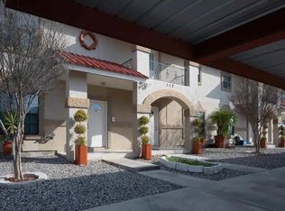 113 Ramon Cardenas Dr APT B, Del Rio, TX 78840